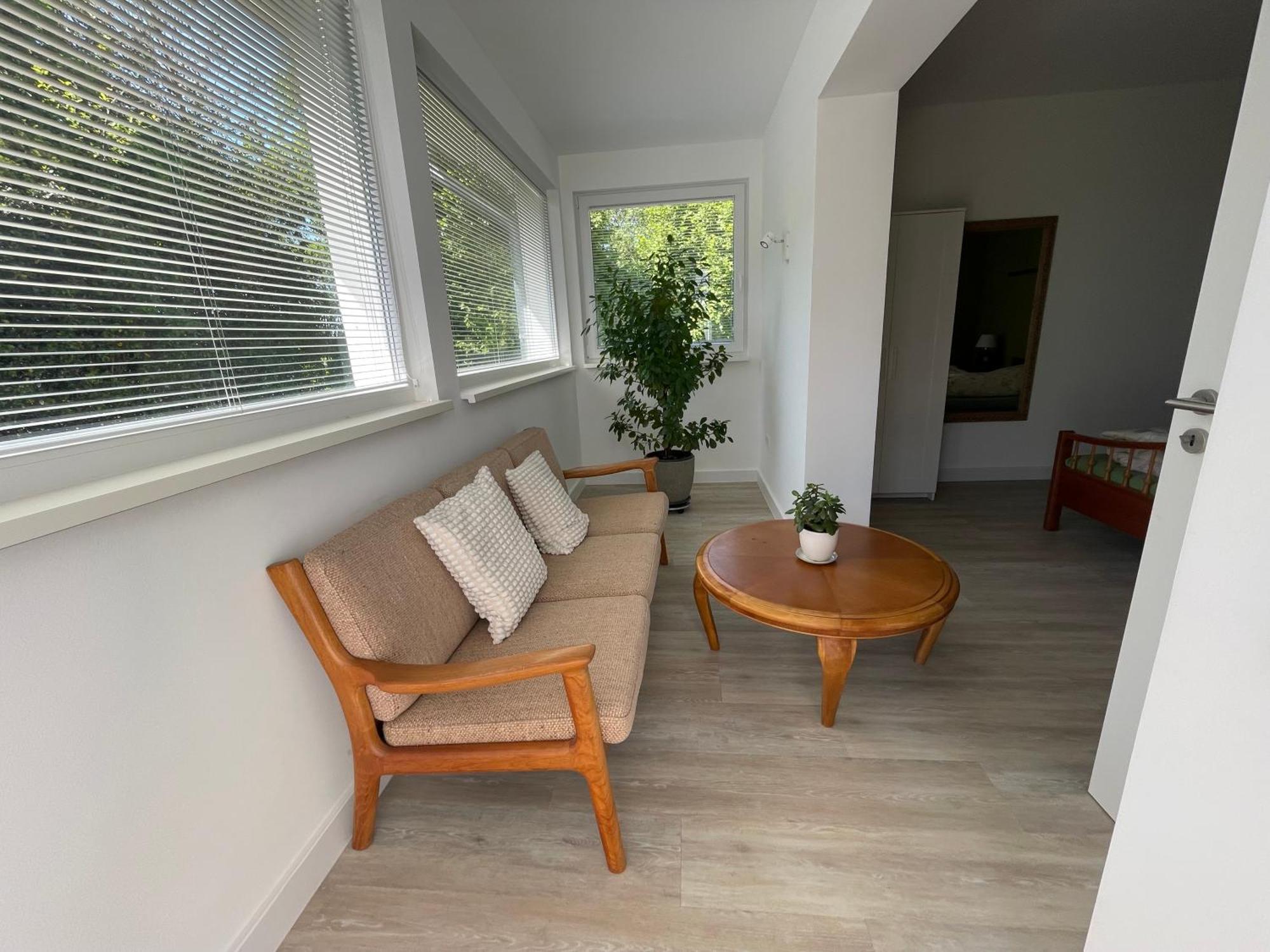 Appartement Mit 2 Schlafzimmern Und Terrasse Halle  Dış mekan fotoğraf